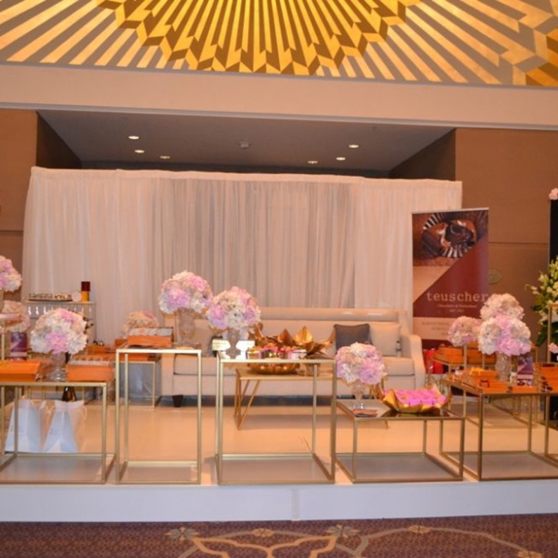 من اجنحة المعرض