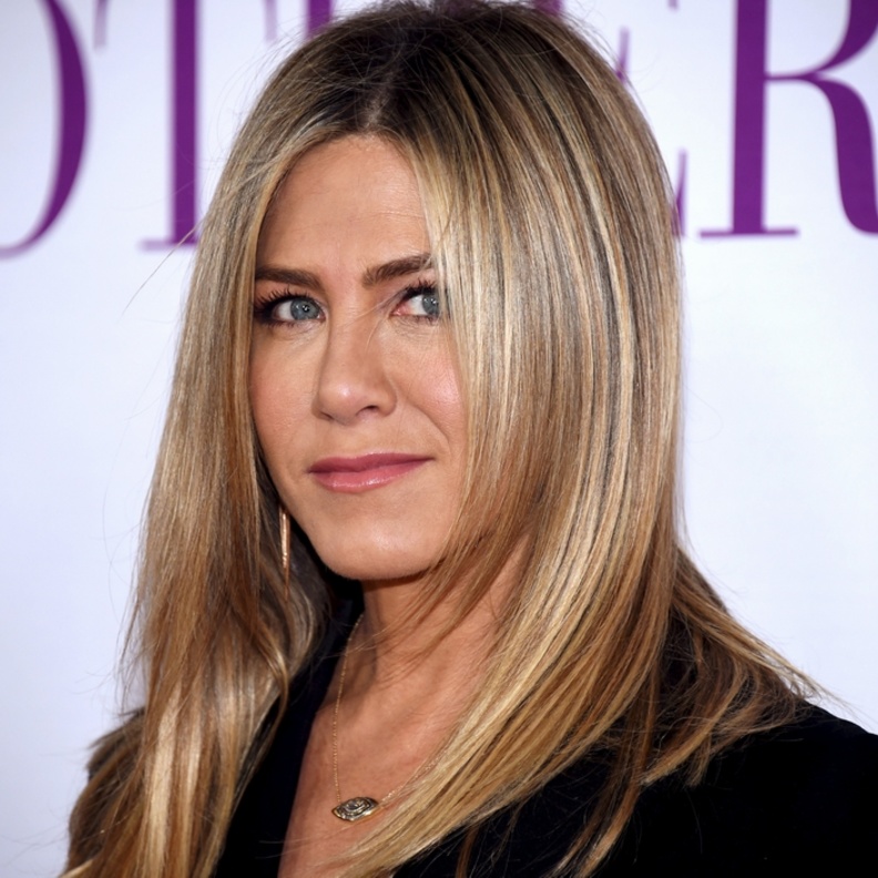 جينيفر انستون