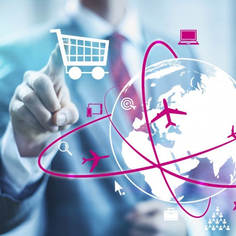 التسوق عبر الانترنت سهلت واختصرت الجهد والوقت