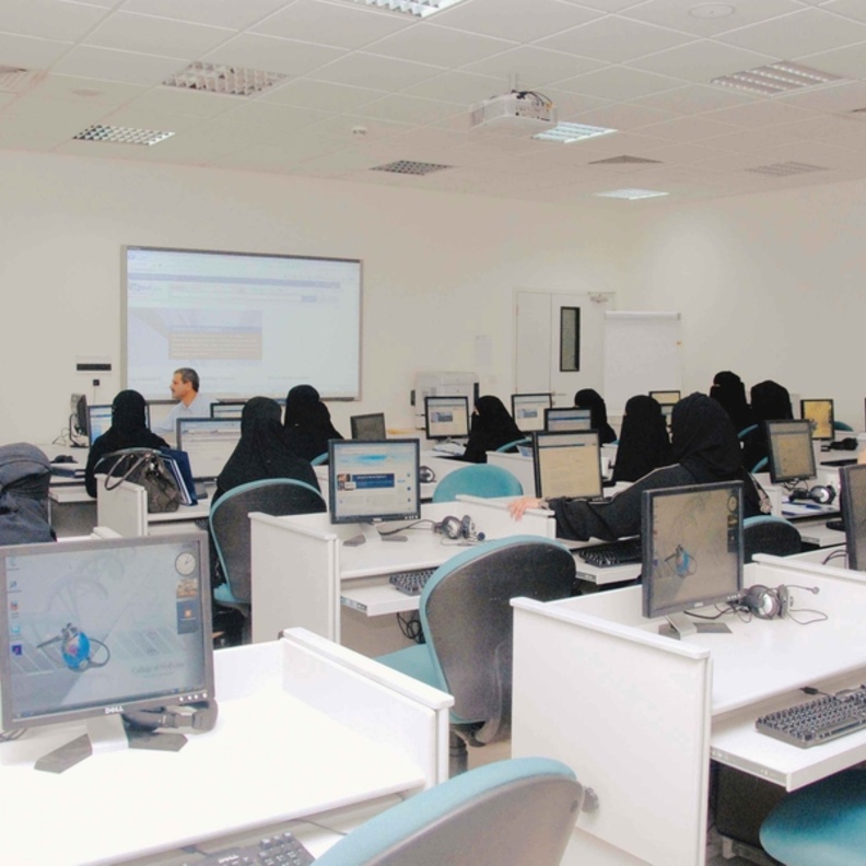 المرأة السعودية أثبتت وجودها في كثير من المجالات 