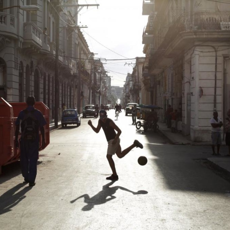 كرة القدم ساحرة الكوبيين