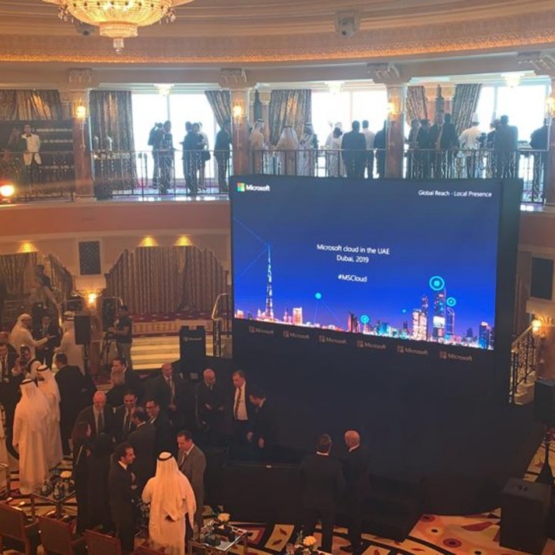 مايكروسوفت تطلق أولى مراكز بياناتها إقليميا من الإمارات