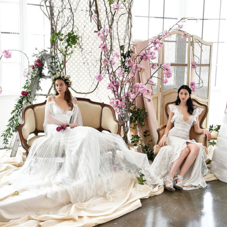 فستان زفاف المناسب لشكل الجسم.