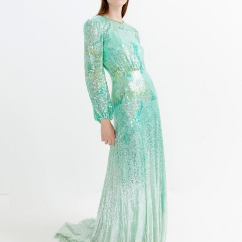 اجمل فساتين الخطوبة للمحجبات موضة 2020 من دار Jenny Packham