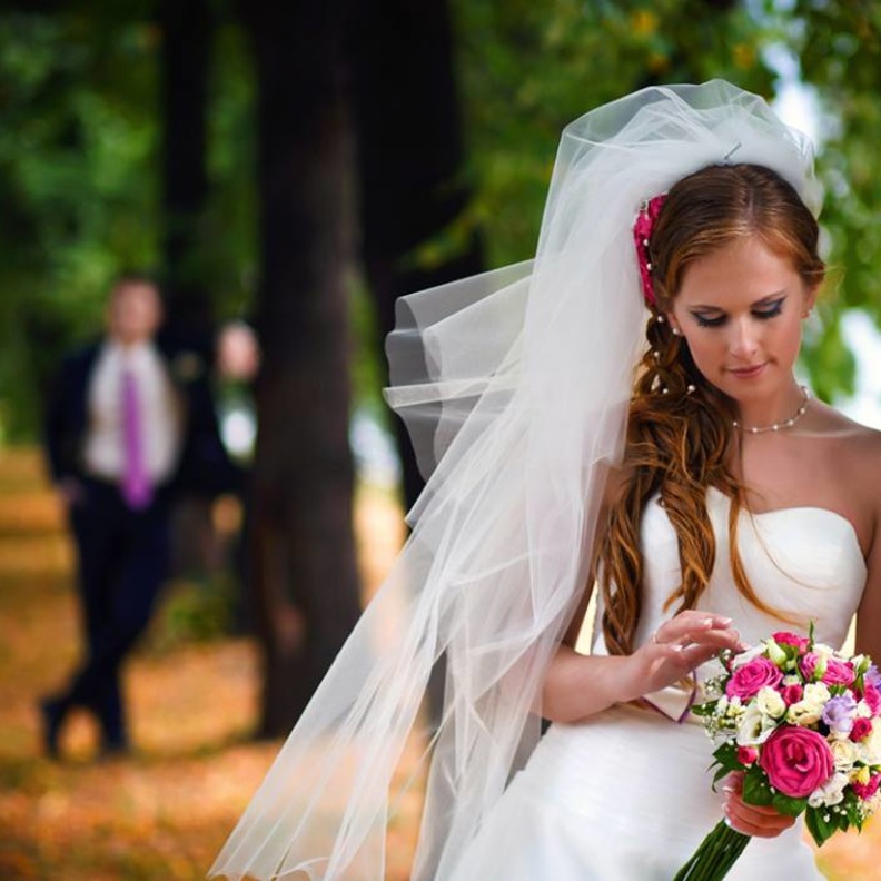  للجريئات فقط .. هل تقبلين الزواج برجل أصغر منك سناً؟ 