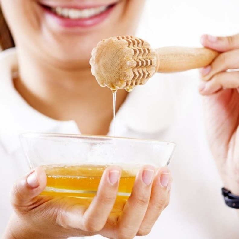 العسل الإختيار الأول لجمالك