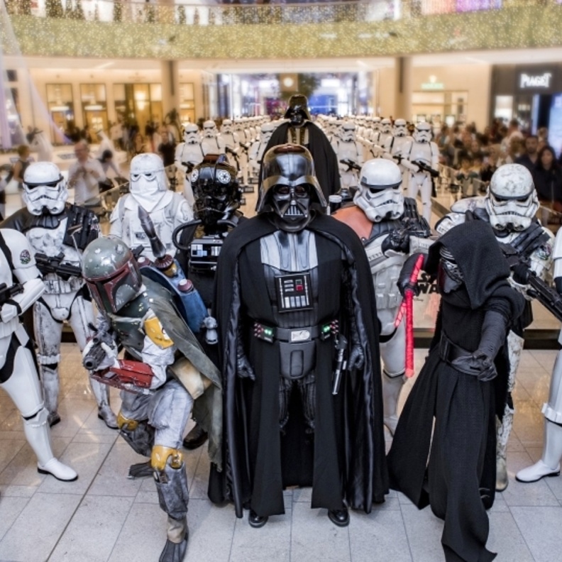 ستار وورز في دبي مول