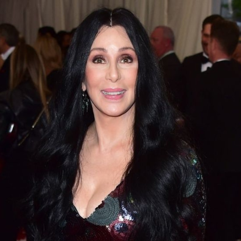 شير تشعر انها تعرضت للاحتيال