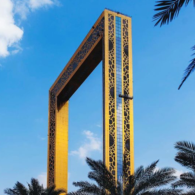 برواز دبي .. عراقة الماضي وروعة الحاضر