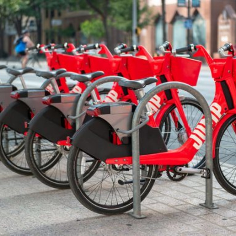 أوبر تعمل على تطوير الدراجات الكهربائية ذاتية القيادة