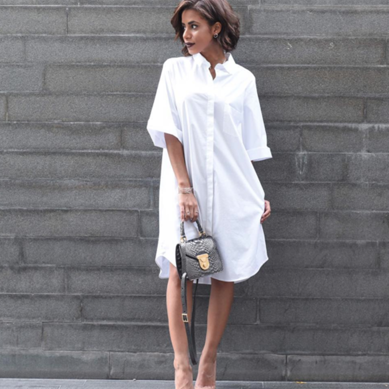 ارتدت ناديا الفستان القميص بأسلوب أنيق