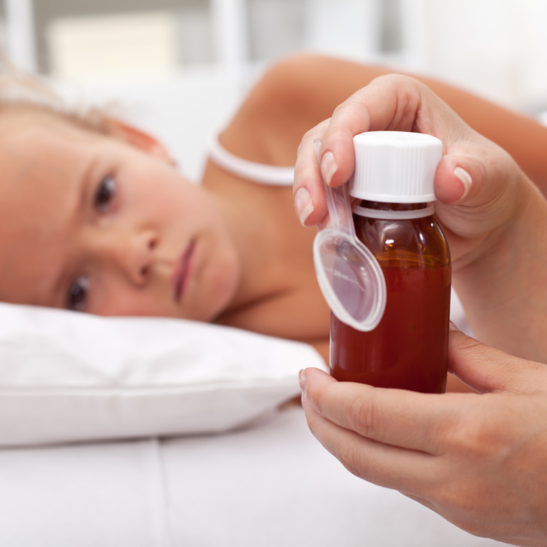 للأم.. إحذري أن يكون الدواء سما قاتلا ينهي حياة طفلك 