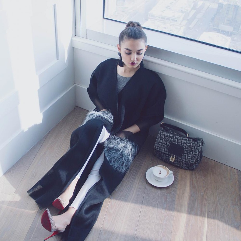 عباية فخمة وراقية مناسبة للسفر