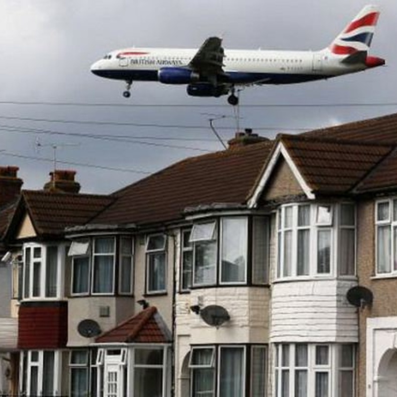 السكن قرب المطارات خطر على الصحه