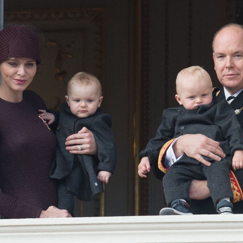 التوأم بإطلالة رائعة