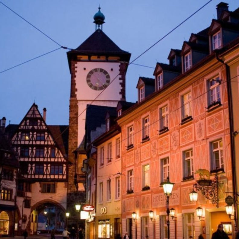 فندق  Zum Roten Baeren