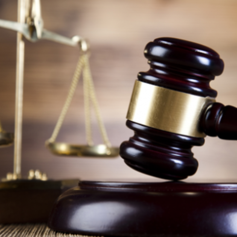 الموقف الإنساني للرجل السعودي نال إشادة واسعة على "تويتر"