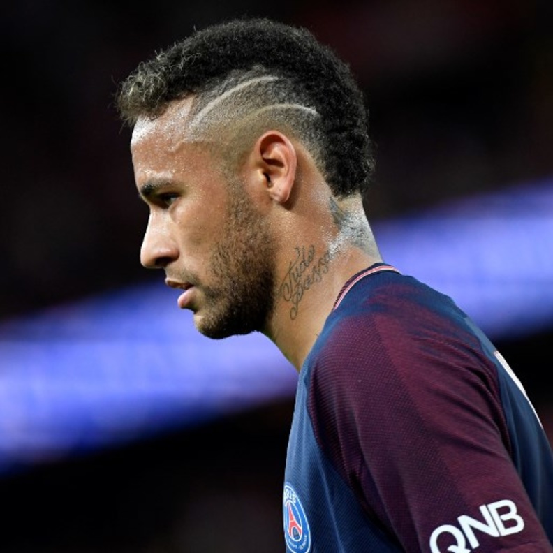 نيمار حزين على زملائه في برشلونة