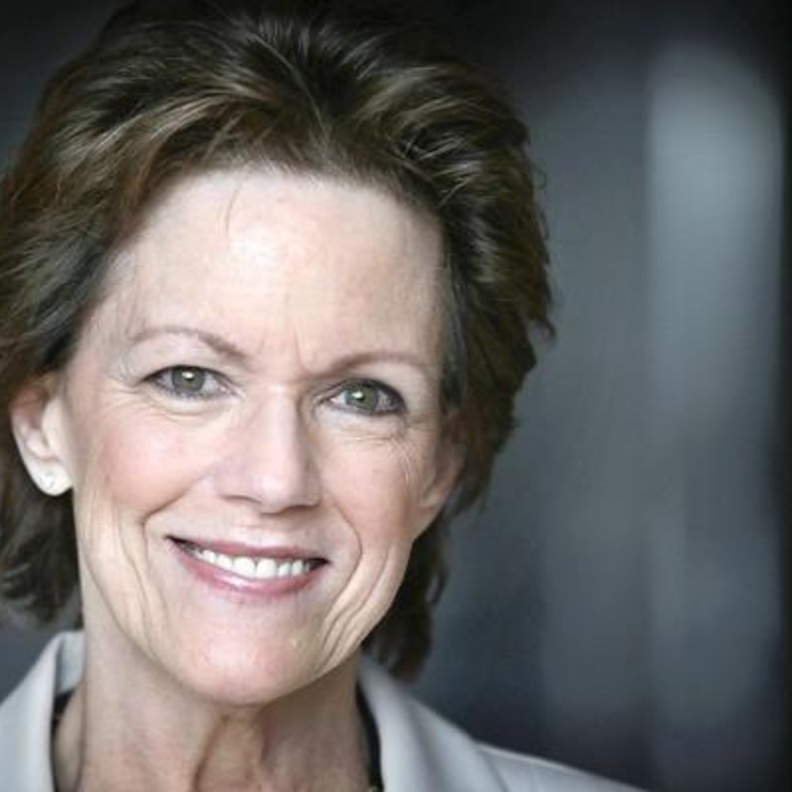 صاحبة صوت سيري التي تناقلها رواد تويتر