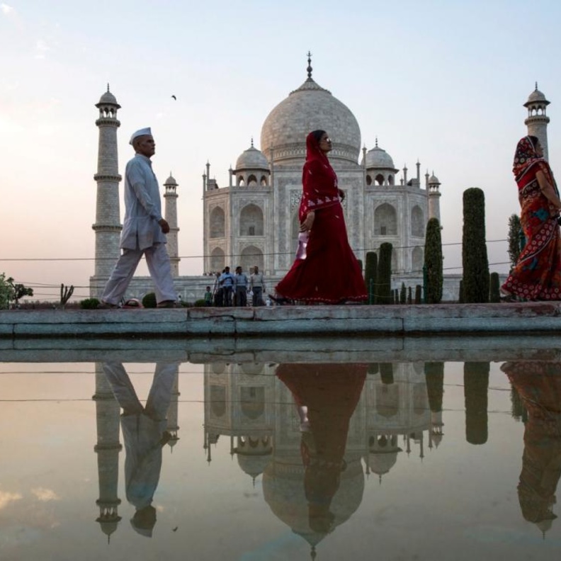 تاج محل من اشهر المعالم السياحية