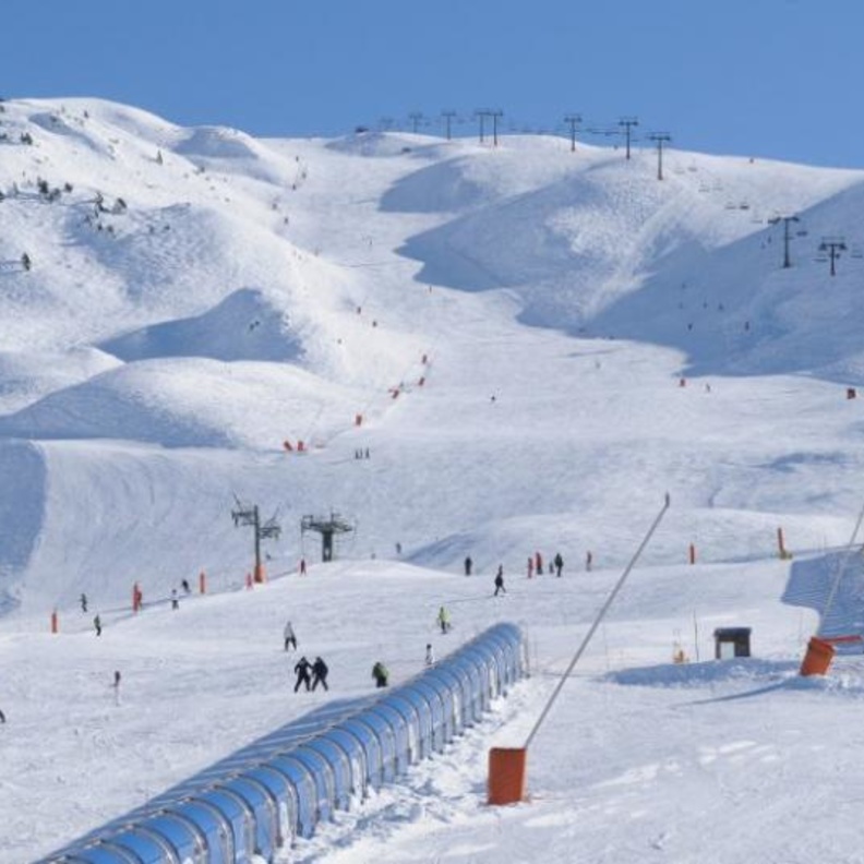 مساحات شاسعة للتزلج في باكويرا بيريه