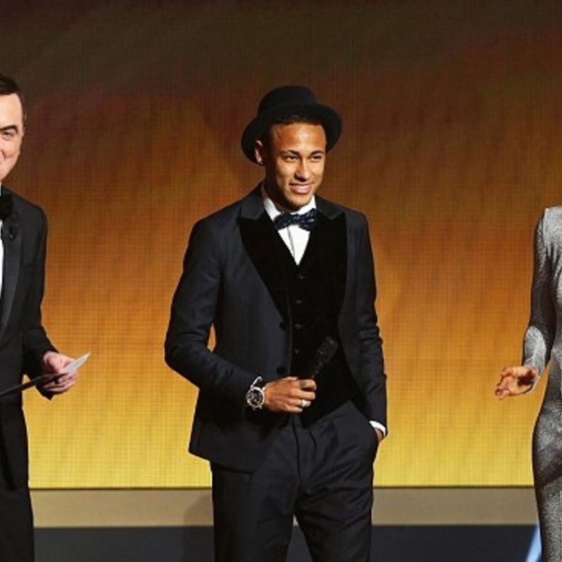 كريستيانو رونالدو يساعد نيمار