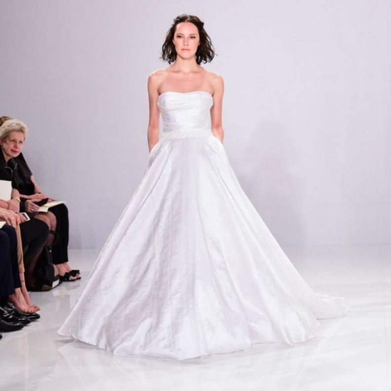 مجموعة طوني ورد Tony Ward فساتين الاعراس لربيع 2017