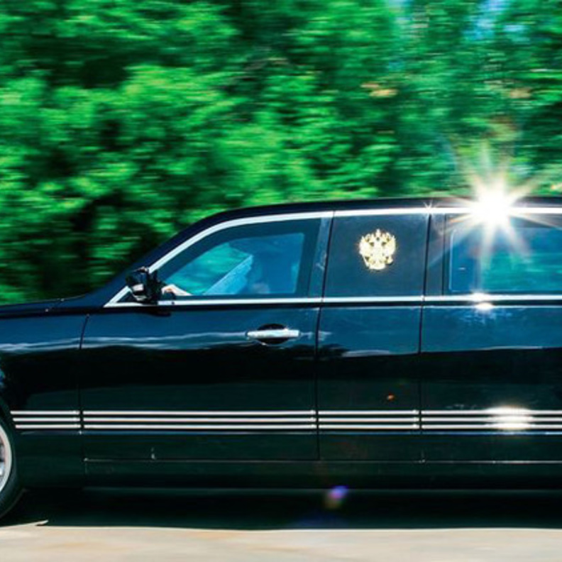 سيارة الرئيس الروسي الفاخرة