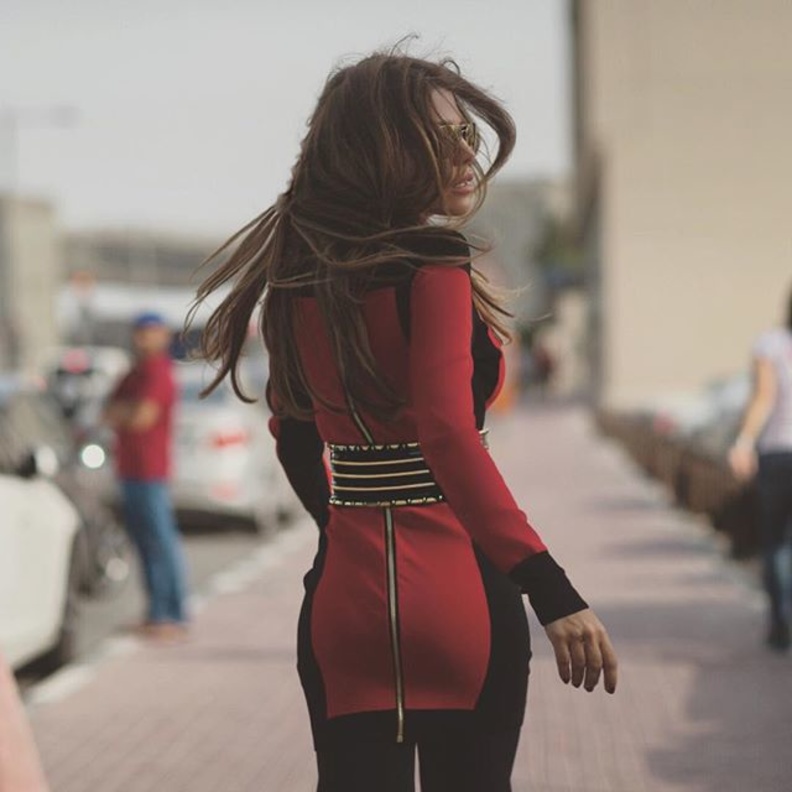 الألوان الغامقة من إختيارات العنود 