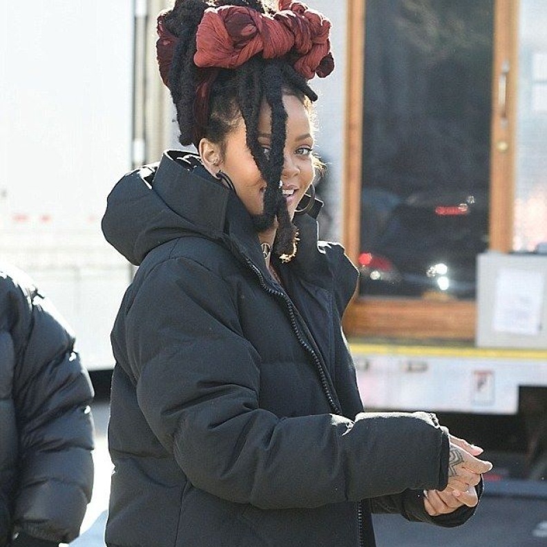 ريهانا بأغرب إطلالة لها على الإطلاق .. فهل أعجبتكم؟