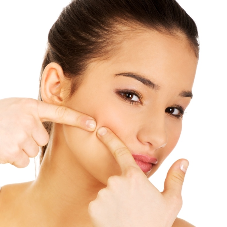 انسب غسول لحب الشباب لدى المراهقات.. ما هو؟