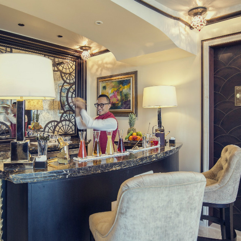 Private bar