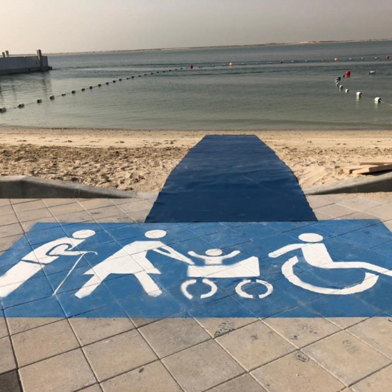  ممرات خاصة لأصحاب الهمم في شواطئ أبوظبي