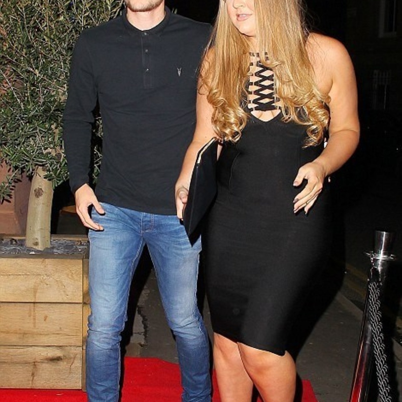 نجوم مانشستر في عيد ميلاد سمولينج