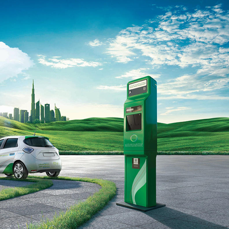 تمديد فترة الشحن المجاني للسيارات الكهربائية في دبي حتى نهاية 2021