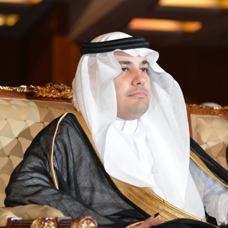 الدكتور عادل الطريفي وزير الثقافة والإعلام