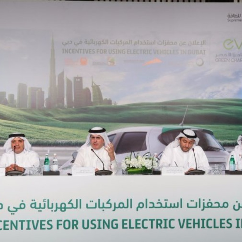 تعرفوا على محفزات استخدام المركبات الكهربائية في دبي