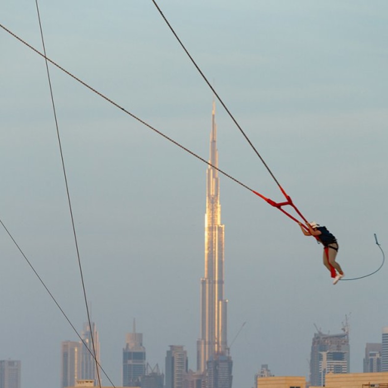 Slingshot لعبة مغامرات جديدة من XDubai في كايت بيتش دبي