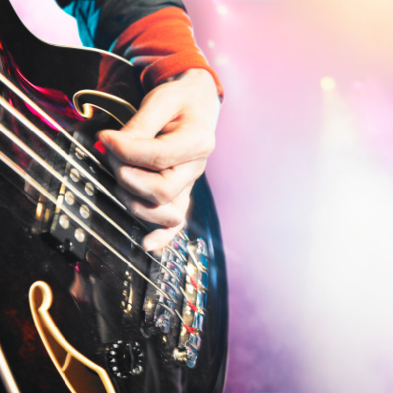 كيف تحوّل مكنسة إلى غيتار حقيقي؟