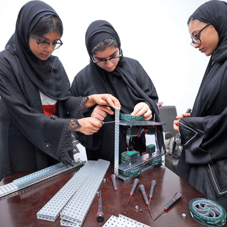 اليوم.. إنطلاق مسابقات الذكاء الاصطناعي والروبوت 2019 في أبوظبي