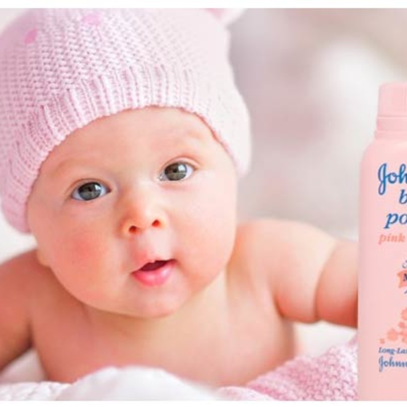 عاجل جداً للأمهات ..  هل تسبب منتجات جونسون آند جونسون الإصابة بالسرطان؟