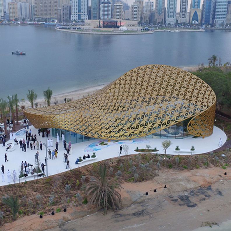 سحر الحكايات التراثية في "المهرجان العالمي لرواية القصص" بجزيرة النور في الشارقة