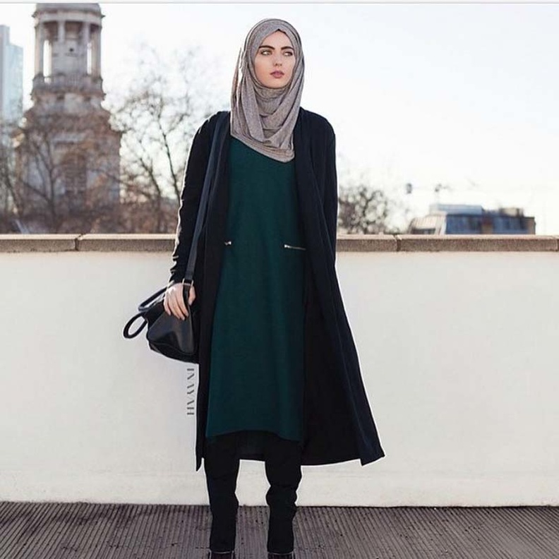 السترات الصوفية الطويلة صديقتك في فصل الشتاء