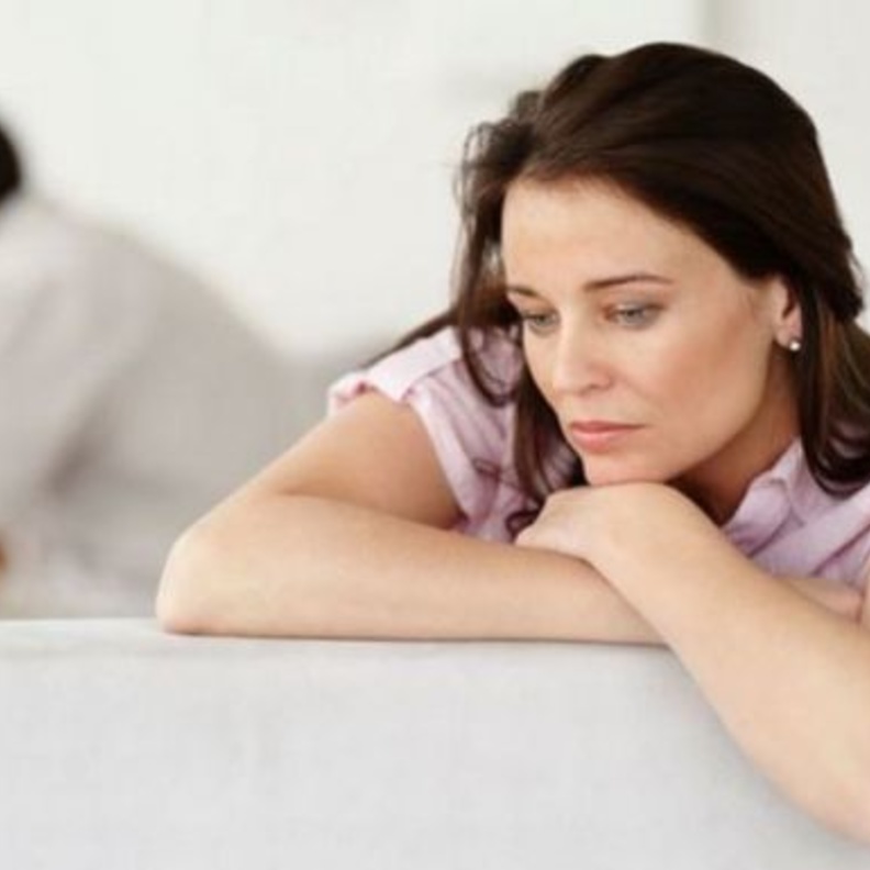 أغار من خادمتي.. ماذا أفعل؟