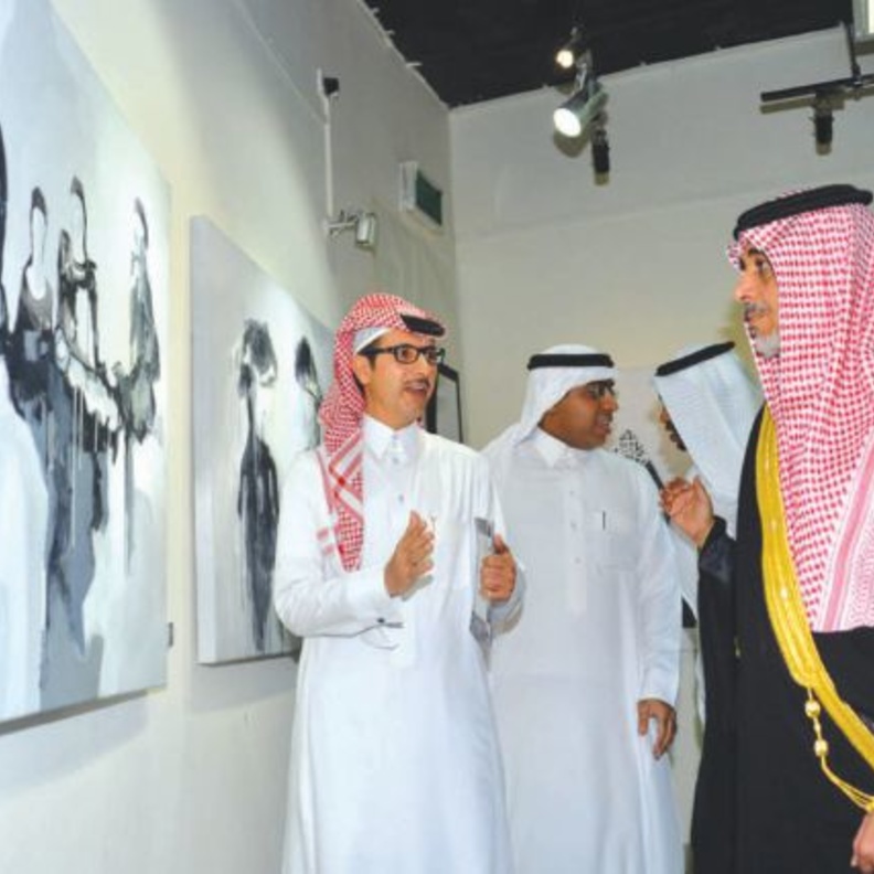 من الافتتاح