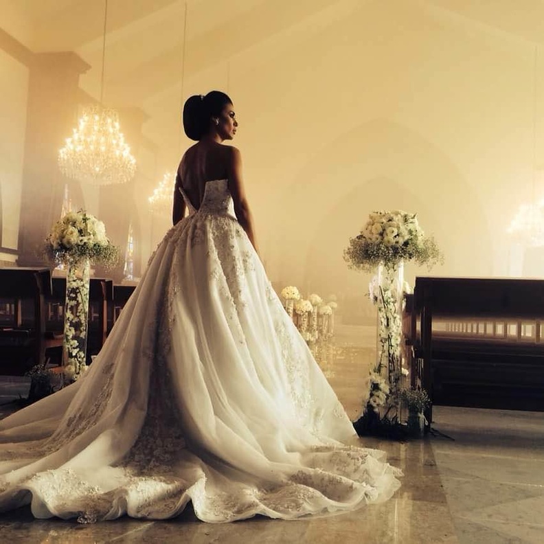 نادين الراسي عروس بفستان ايلي وهبة 