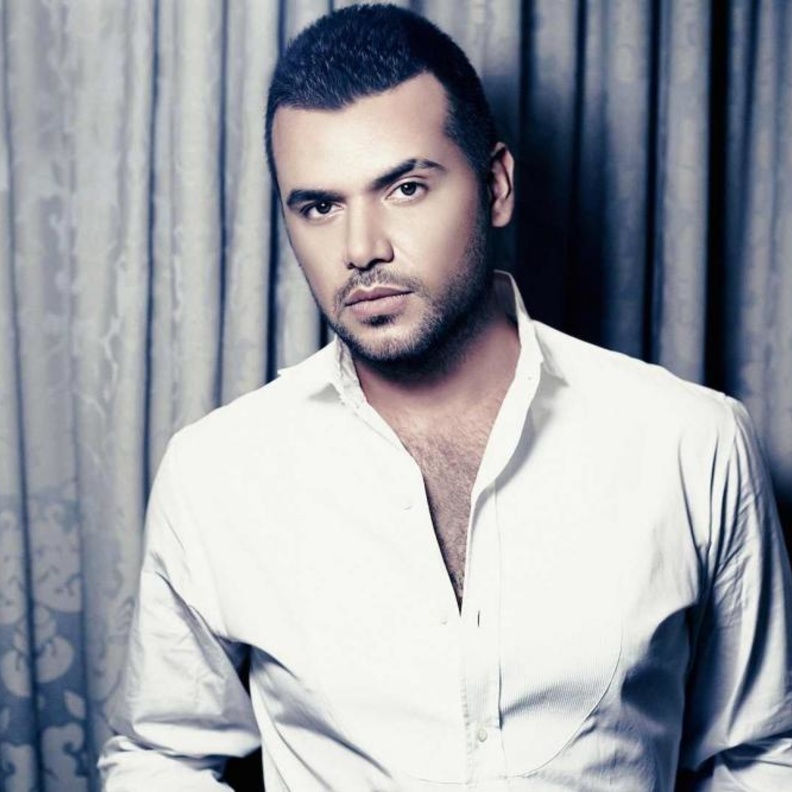 سامو زين سورى الجنسية ولد ونشأ فى الكويت