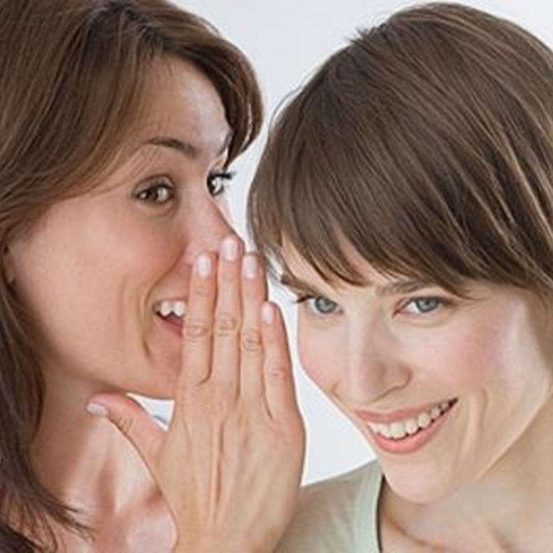 من يبوح بالأسرار أسرع .. الرجل أم المرأة