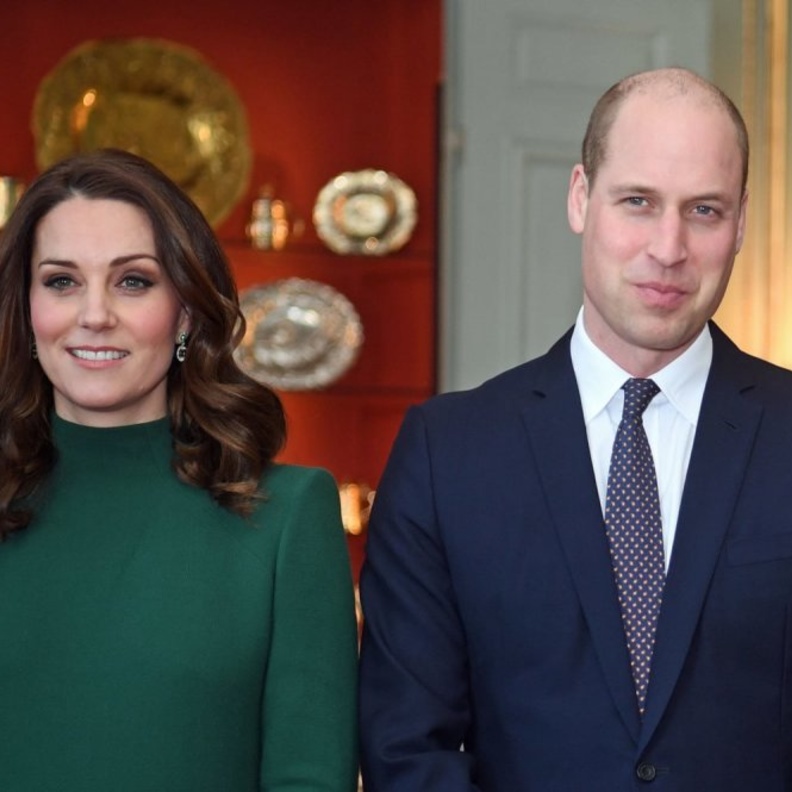 اعتذار الأمير وليام من ابن عمته بيتر فيليبس