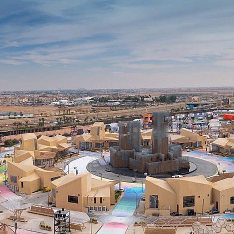 واحة الدرعية .. وجهة ترفيهية وثقافية وفنيّة لجميع أفراد العائلة